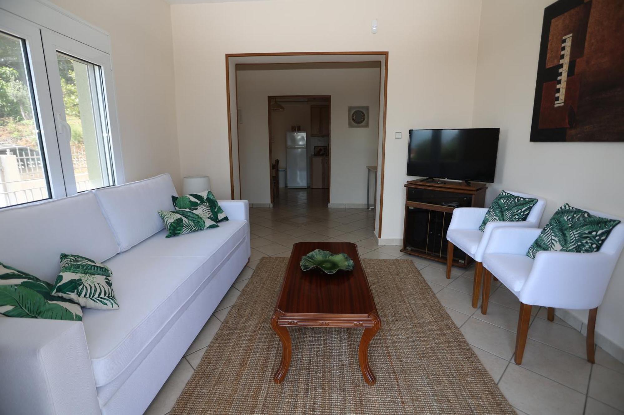 Olympus Beach Aigani Family House Ngoại thất bức ảnh